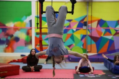 Junior Circus 8 11 years trapeze