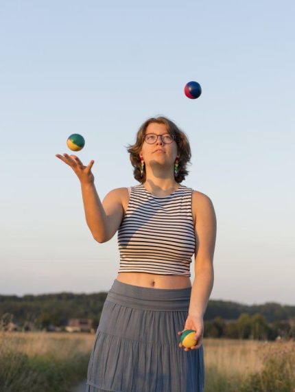 ESC Anna Juggling