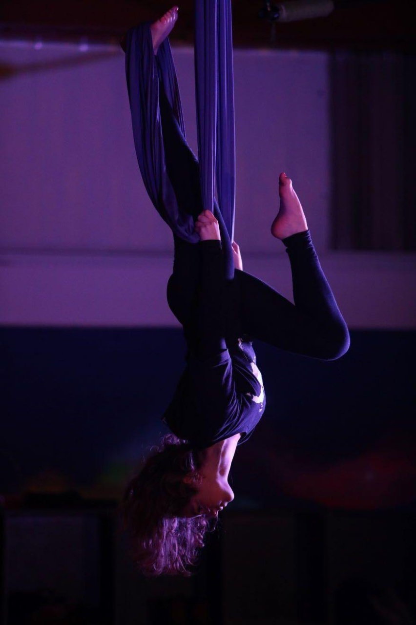 Young GCC artist performing at Scratch Night. Photo by Stephen McGinley.