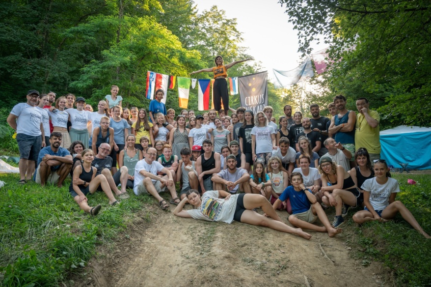 362226904 766238475511905 3922022079766985255 n