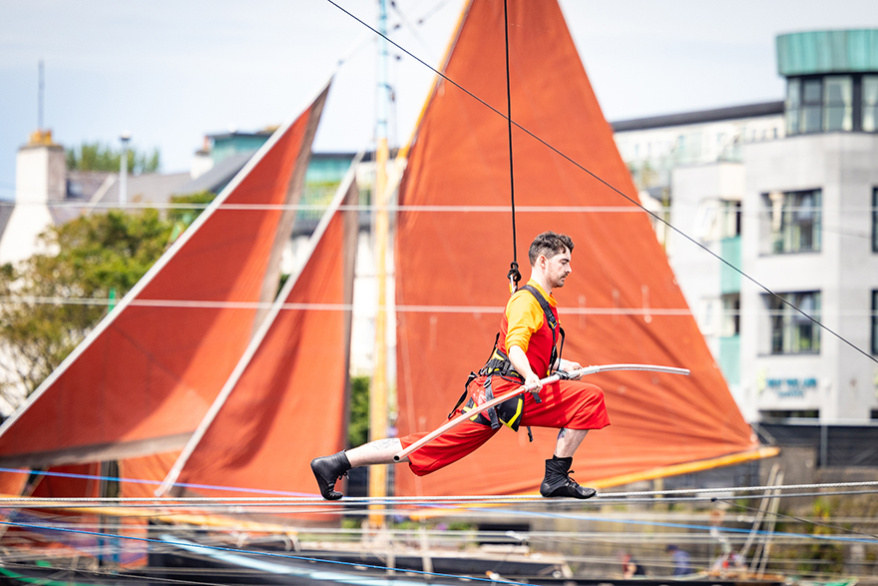 Naomhan Joyce performing funambulism at LifeLine - Photo by Emilija Jefremova