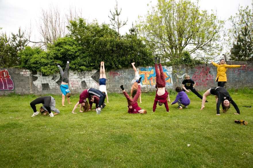 Freddy Burrows doing a handstand with the Tweenies Circus class